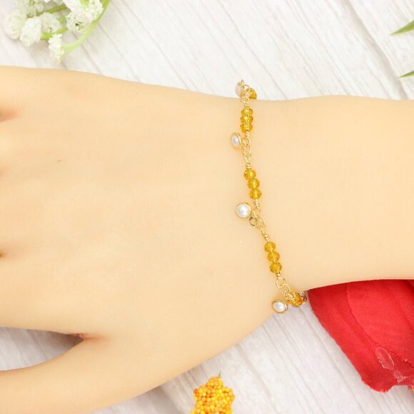 "Trendy Handmade Bracelet – A Thoughtful Gift for Girls & Women | UNVRC1467 - Picture 5 of 10